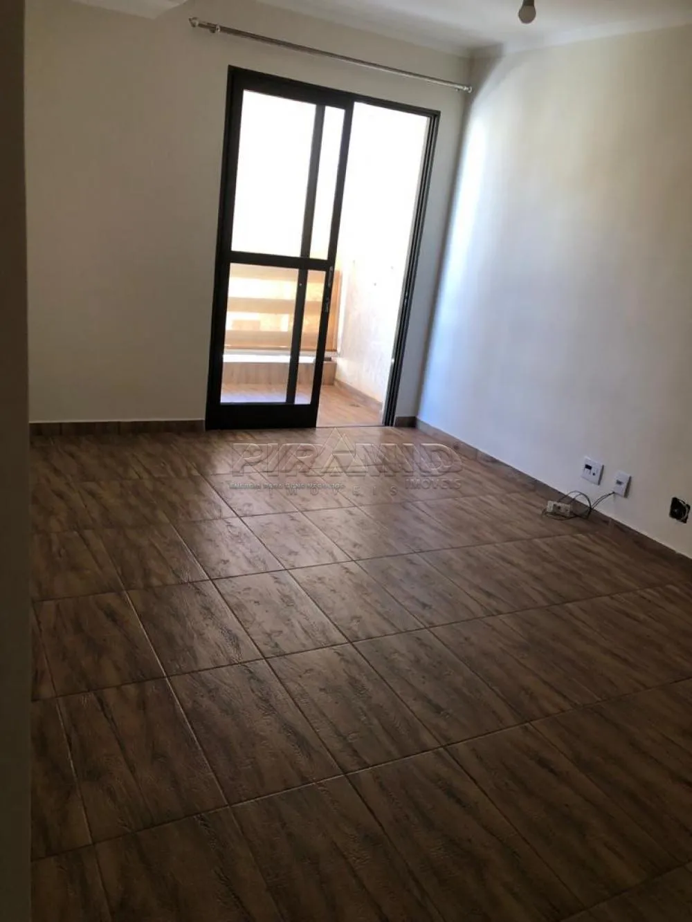 Alugar Apartamento / Padr&atilde;o em Ribeir&atilde;o Preto R$ 1.400,00 - Foto 1