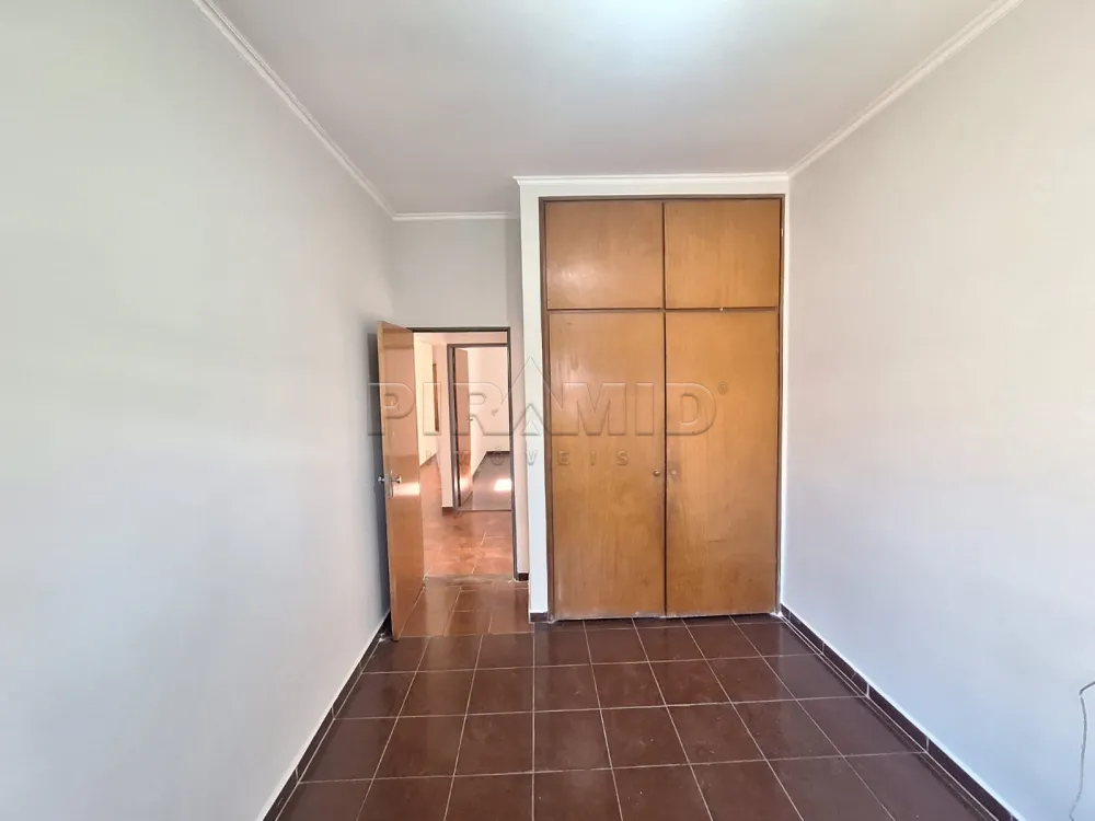 Alugar Casa / Padr&atilde;o em Ribeir&atilde;o Preto R$ 2.500,00 - Foto 13