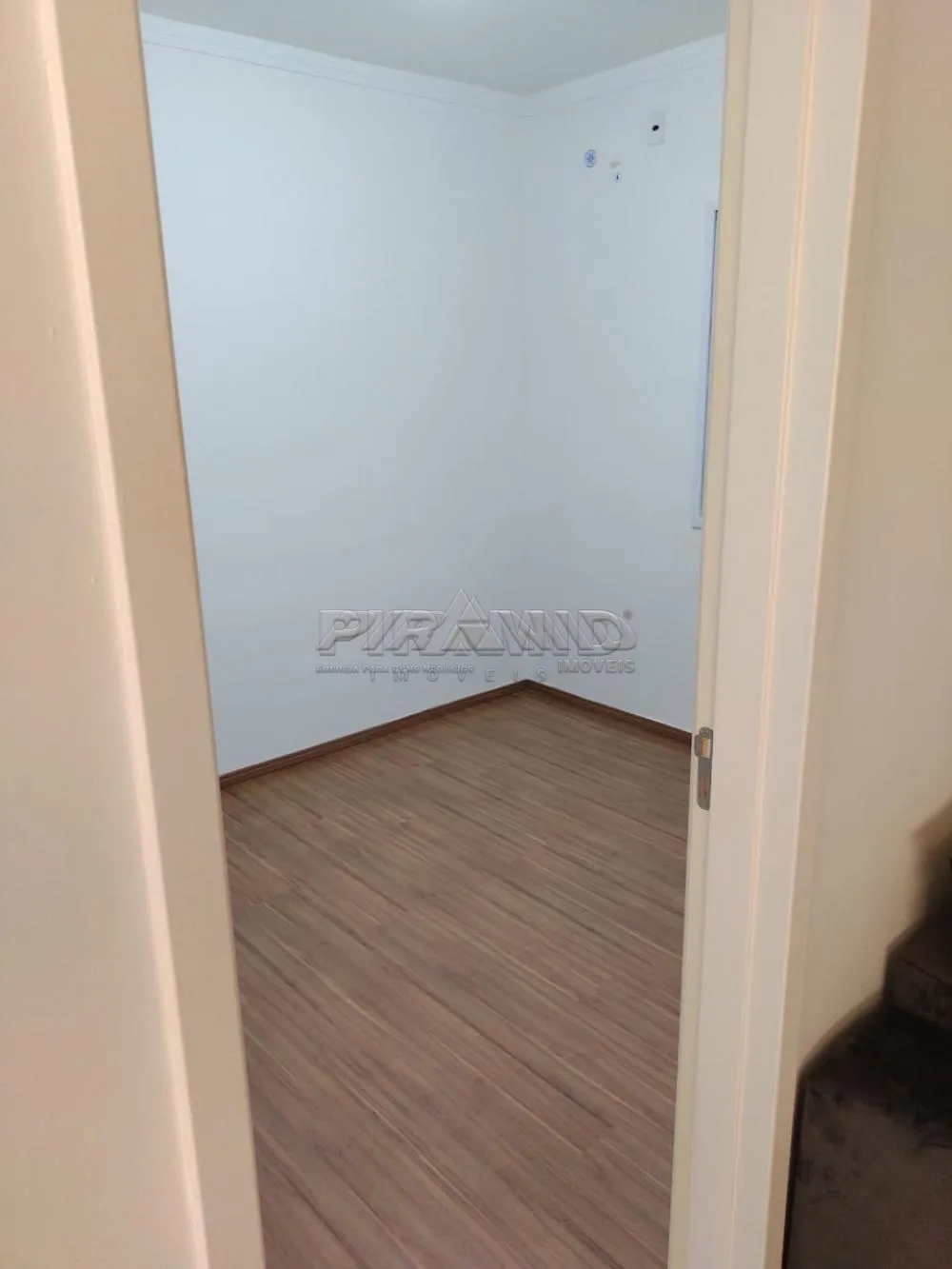 Alugar Apartamento / Padr&atilde;o em Ribeir&atilde;o Preto R$ 1.100,00 - Foto 7