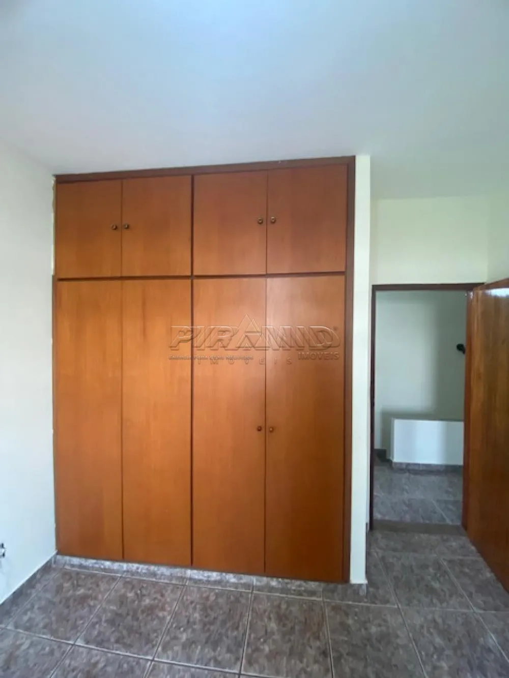 Alugar Casa / Padr&atilde;o em Ribeir&atilde;o Preto R$ 2.100,00 - Foto 12