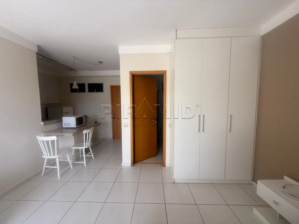 Alugar Apartamento / Padr&atilde;o em Ribeir&atilde;o Preto R$ 1.800,00 - Foto 10