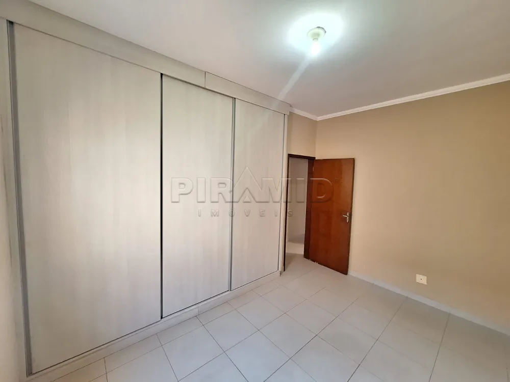 Alugar Casa / Padr&atilde;o em Ribeir&atilde;o Preto R$ 2.000,00 - Foto 11