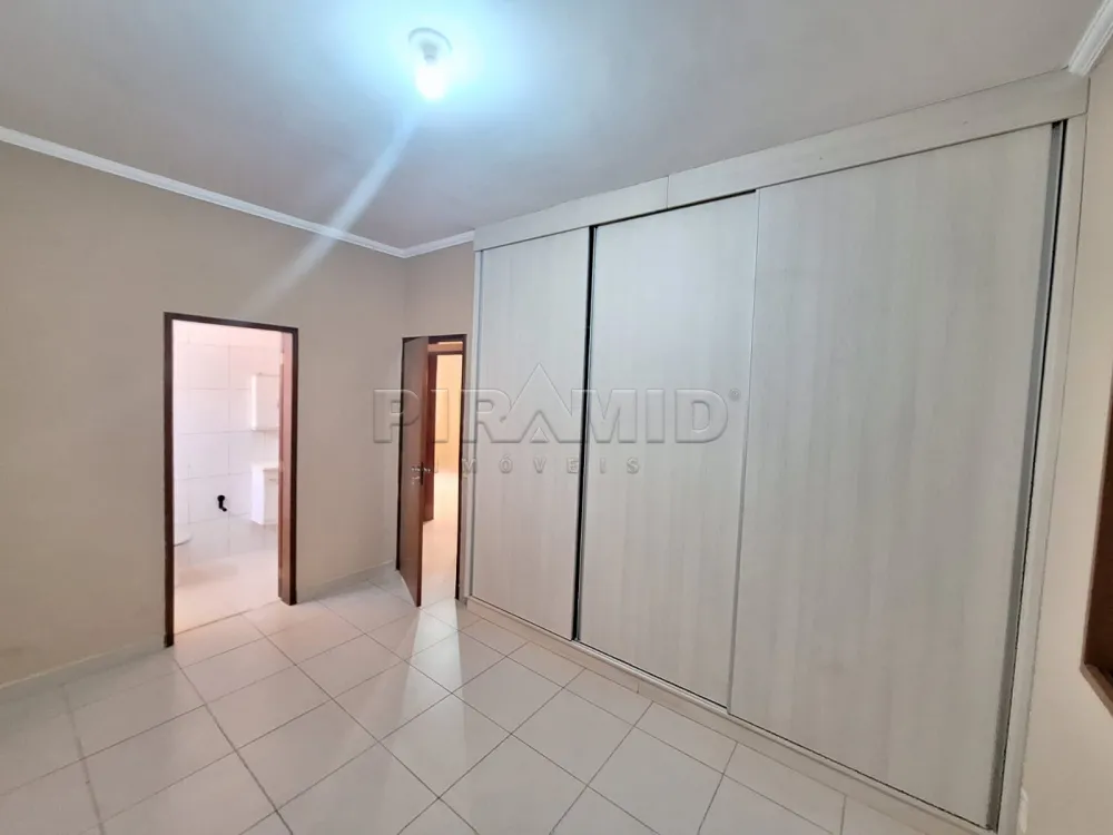 Alugar Casa / Padr&atilde;o em Ribeir&atilde;o Preto R$ 2.000,00 - Foto 13