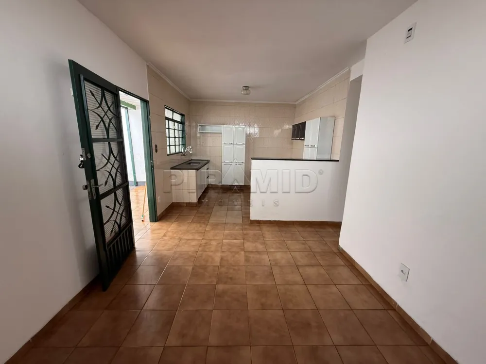 Alugar Casa / Padr&atilde;o em Ribeir&atilde;o Preto R$ 2.700,00 - Foto 4