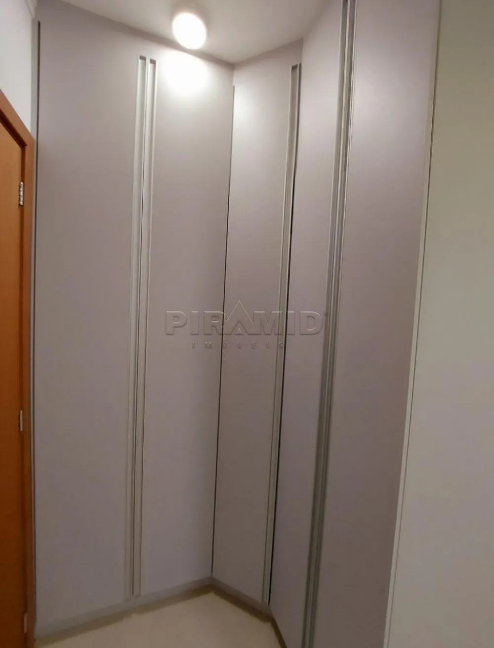 Alugar Apartamento / Padr&atilde;o em Ribeir&atilde;o Preto R$ 4.900,00 - Foto 9