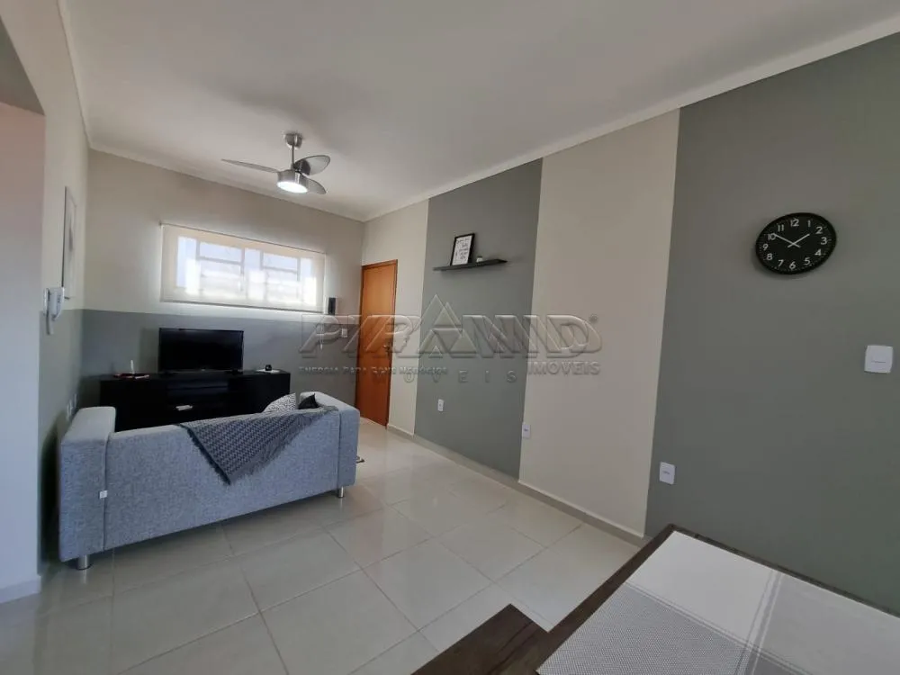 Alugar Apartamento / Padr&atilde;o em Ribeir&atilde;o Preto R$ 1.800,00 - Foto 1