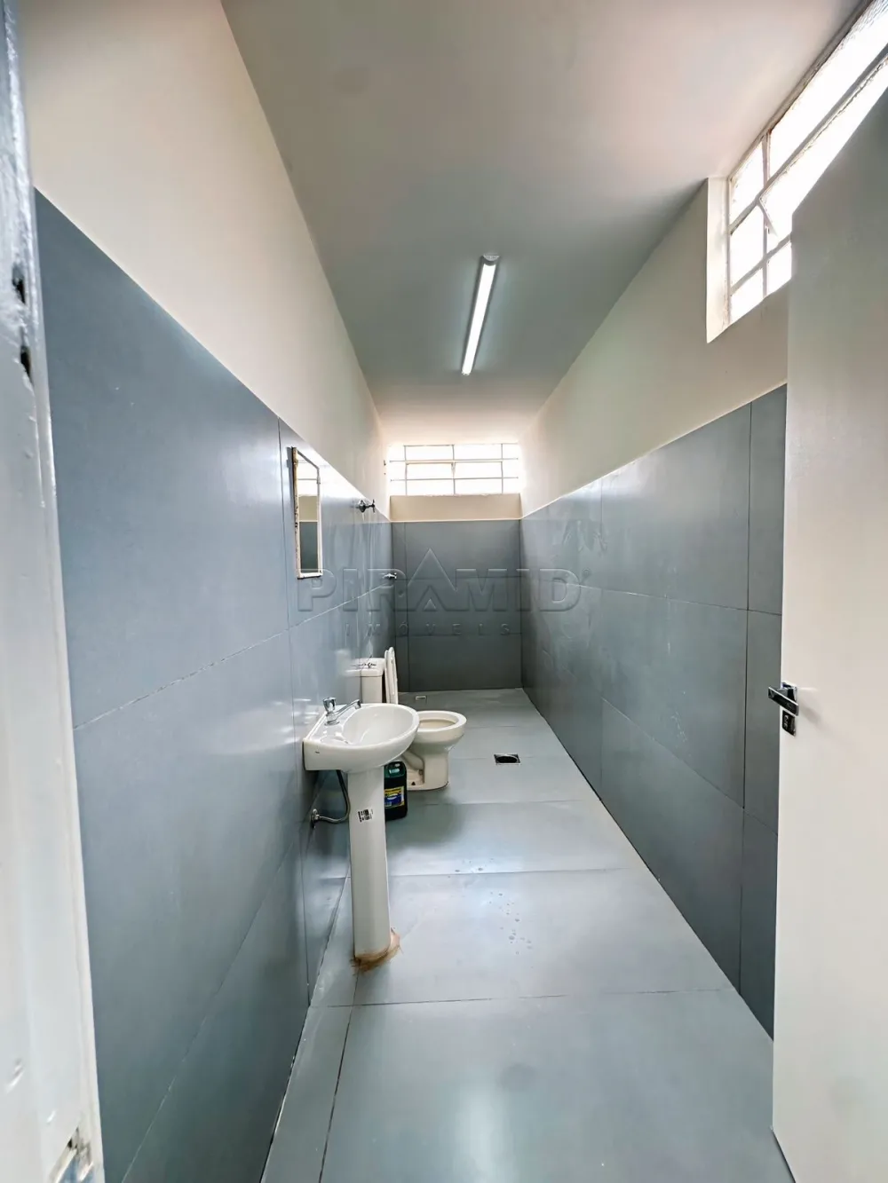 Alugar Casa / Padr&atilde;o em Ribeir&atilde;o Preto R$ 4.500,00 - Foto 11