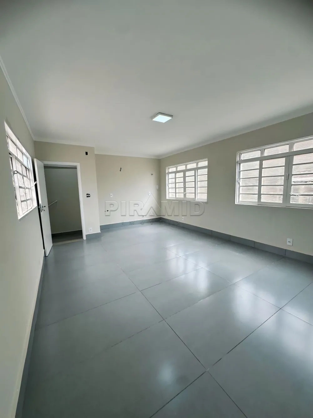 Alugar Casa / Padr&atilde;o em Ribeir&atilde;o Preto R$ 4.500,00 - Foto 15