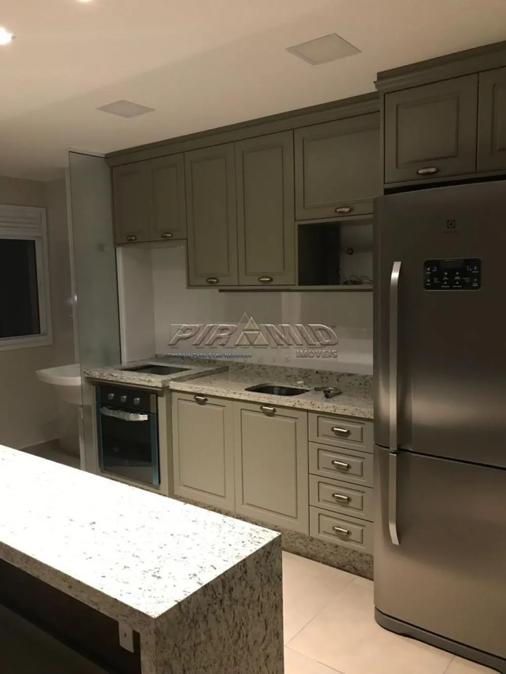 Alugar Apartamento / Padr&atilde;o em Ribeir&atilde;o Preto R$ 3.200,00 - Foto 9