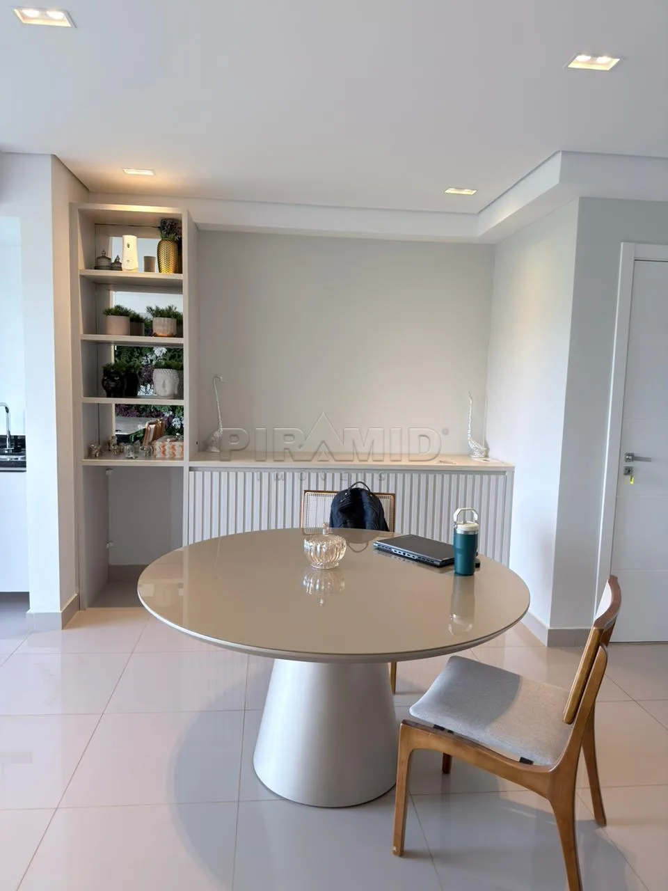 Alugar Apartamento / Padr&atilde;o em Ribeir&atilde;o Preto R$ 12.000,00 - Foto 9