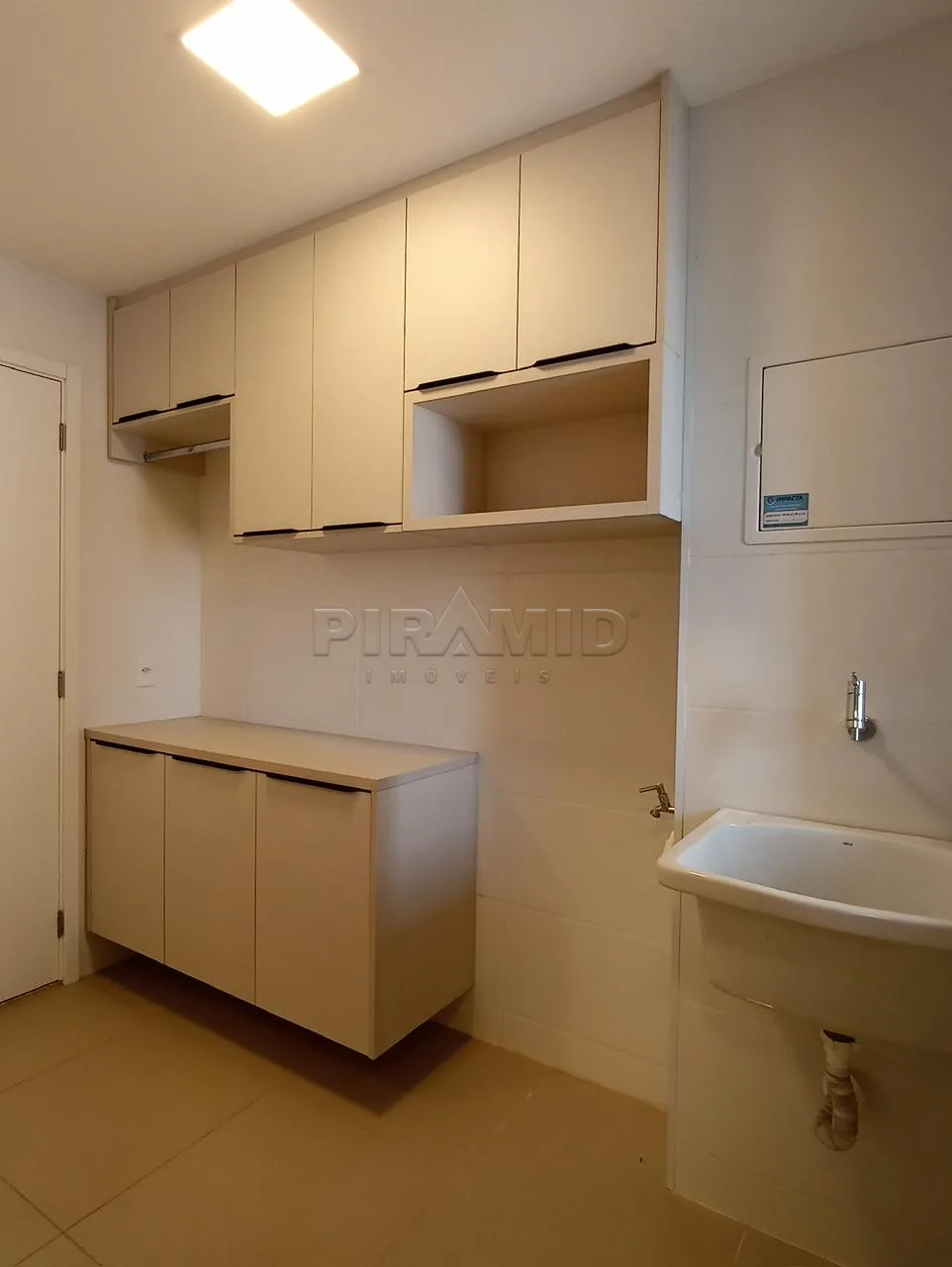 Alugar Apartamento / Padr&atilde;o em Ribeir&atilde;o Preto R$ 12.000,00 - Foto 16