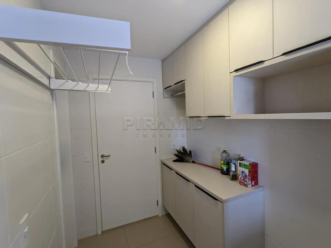 Alugar Apartamento / Padr&atilde;o em Ribeir&atilde;o Preto R$ 12.000,00 - Foto 17