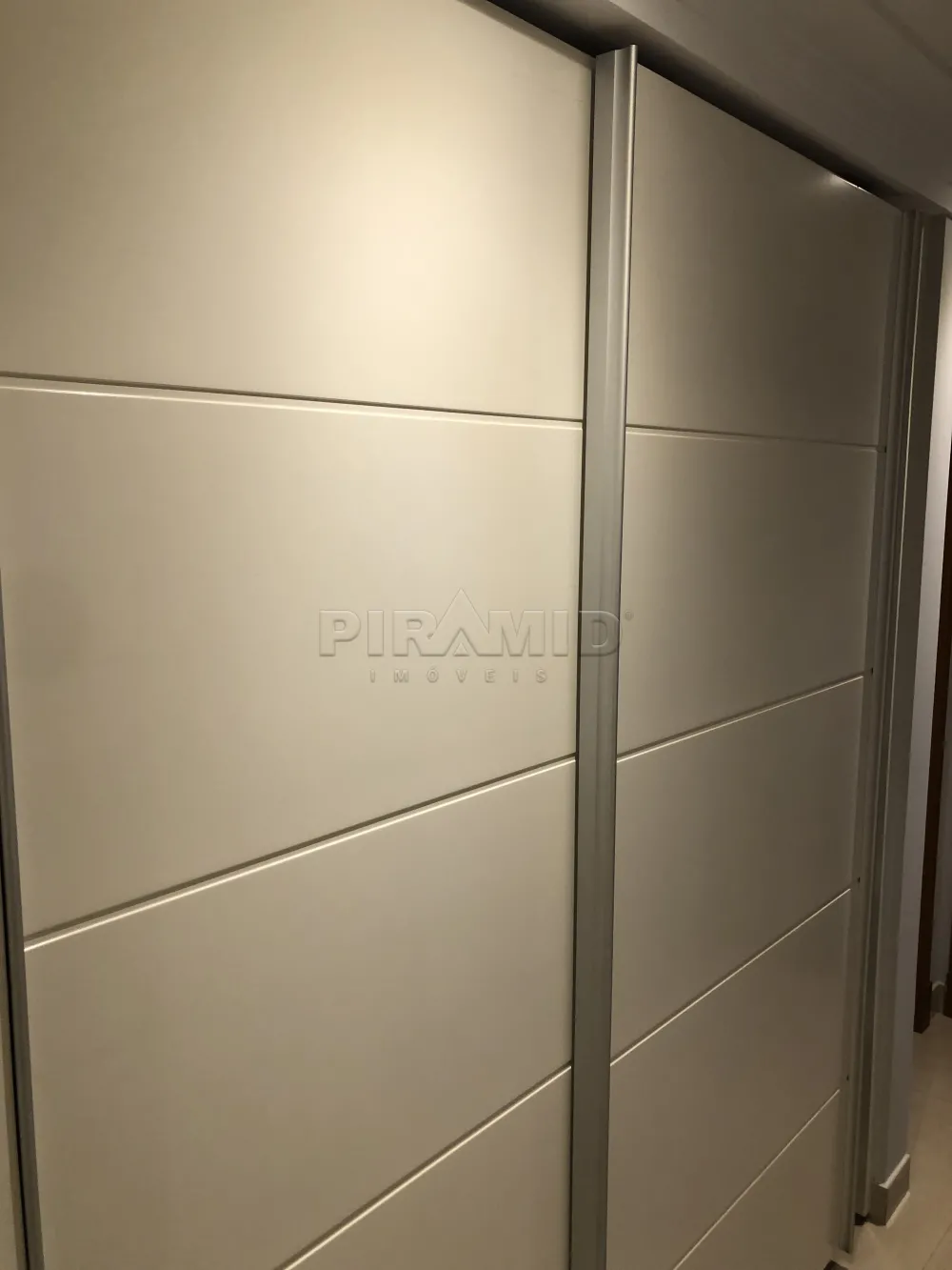 Alugar Apartamento / Padr&atilde;o em Ribeir&atilde;o Preto R$ 9.000,00 - Foto 14