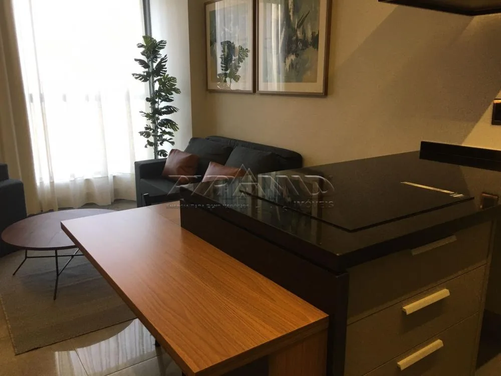 Alugar Apartamento / Padr&atilde;o em Ribeir&atilde;o Preto R$ 4.000,00 - Foto 17