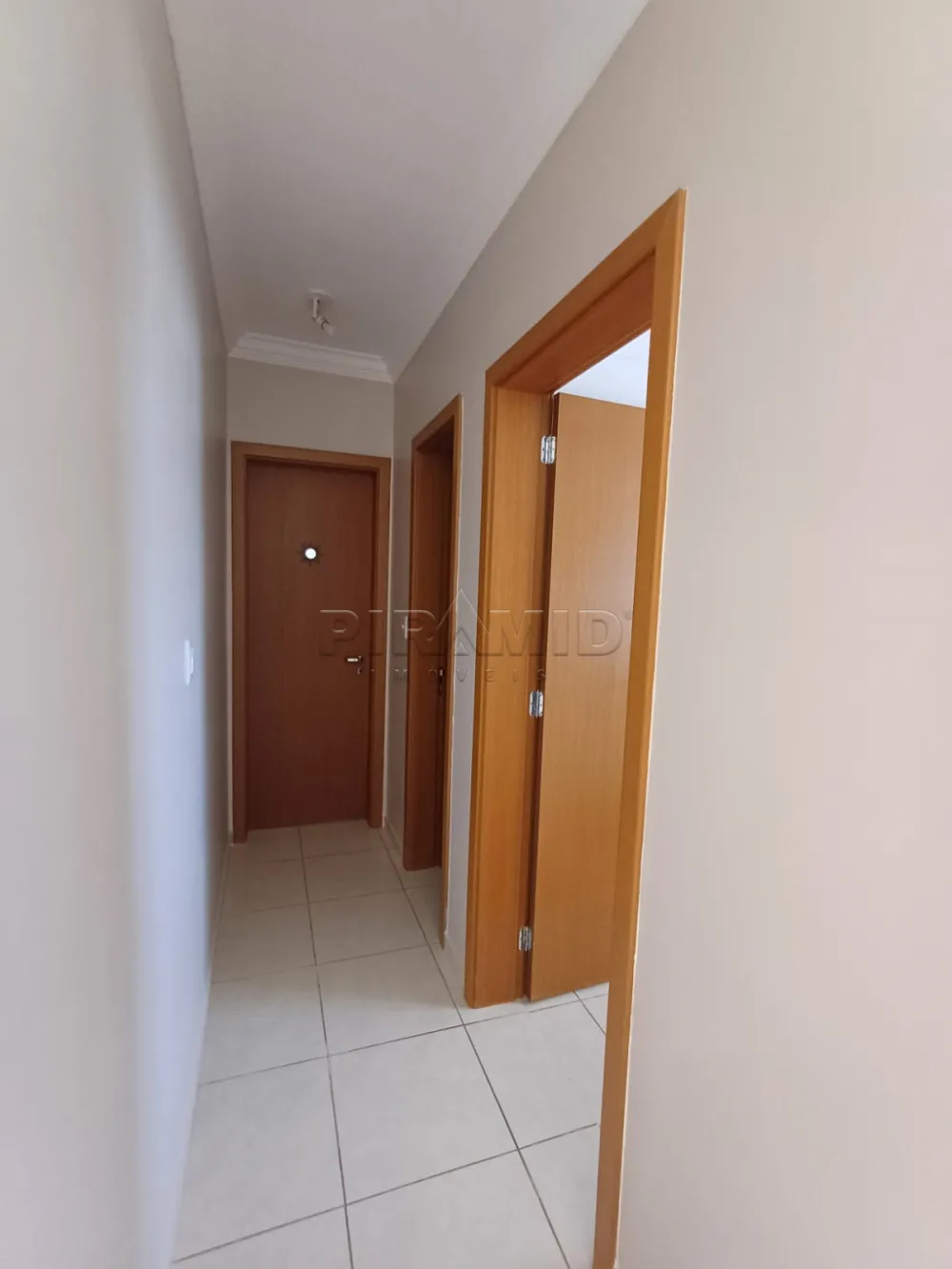 Alugar Apartamento / Padr&atilde;o em Ribeir&atilde;o Preto R$ 2.200,00 - Foto 11
