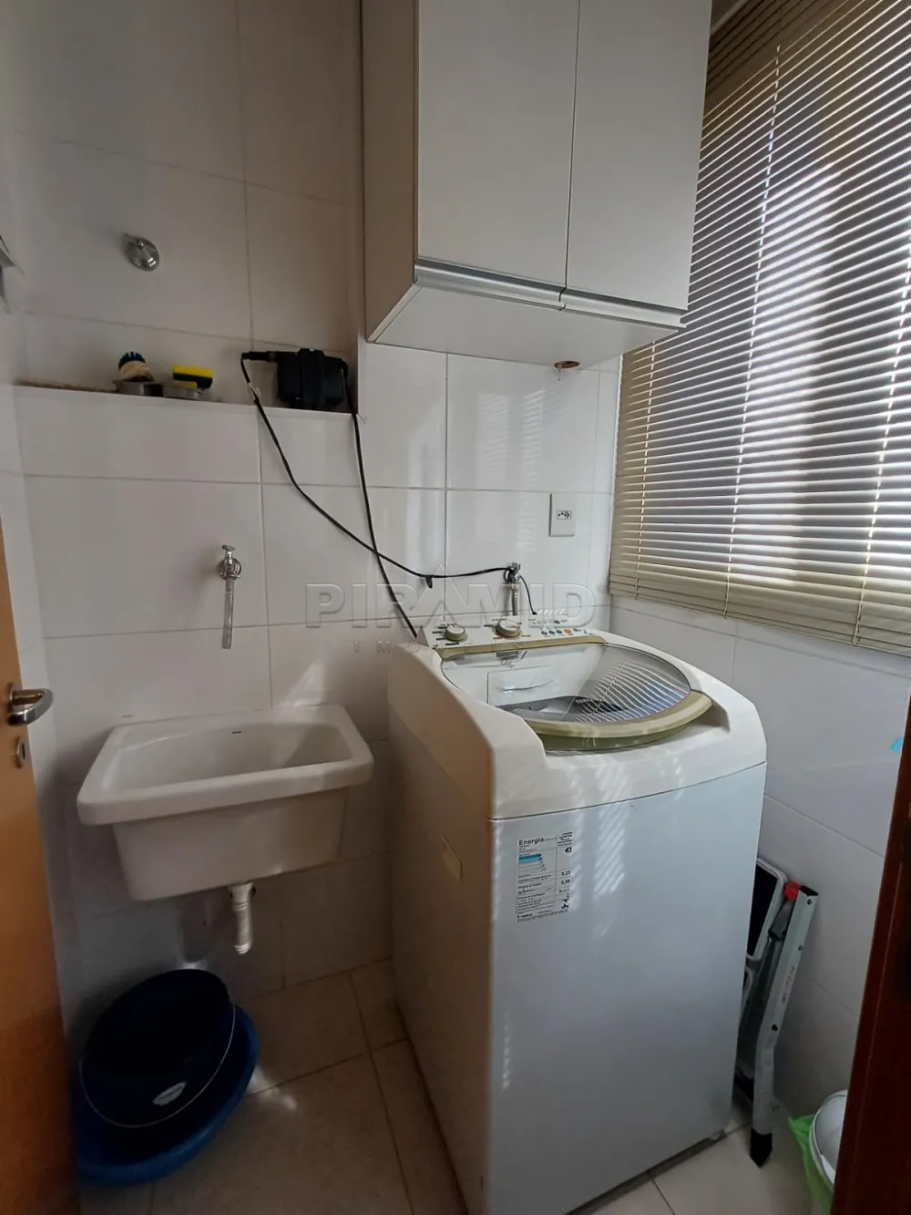 Alugar Apartamento / Padr&atilde;o em Ribeir&atilde;o Preto R$ 2.200,00 - Foto 19