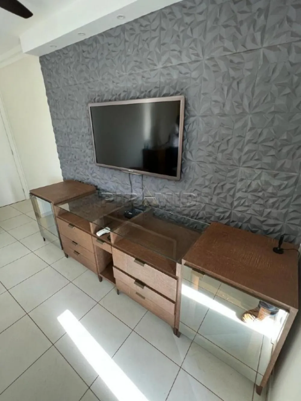 Alugar Apartamento / Padr&atilde;o em Ribeir&atilde;o Preto R$ 4.000,00 - Foto 5