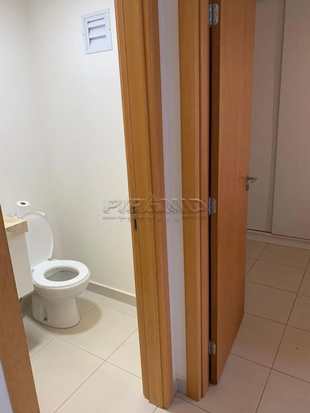 Alugar Apartamento / Padr&atilde;o em Ribeir&atilde;o Preto R$ 2.400,00 - Foto 3
