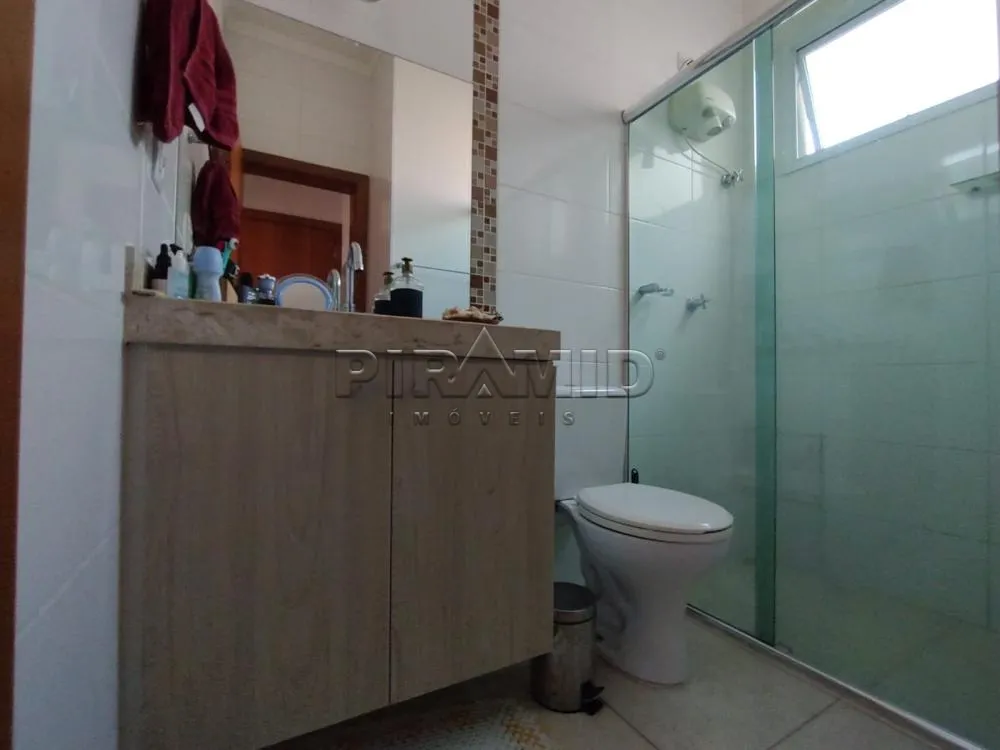 Alugar Apartamento / Padr&atilde;o em Ribeir&atilde;o Preto R$ 2.000,00 - Foto 4