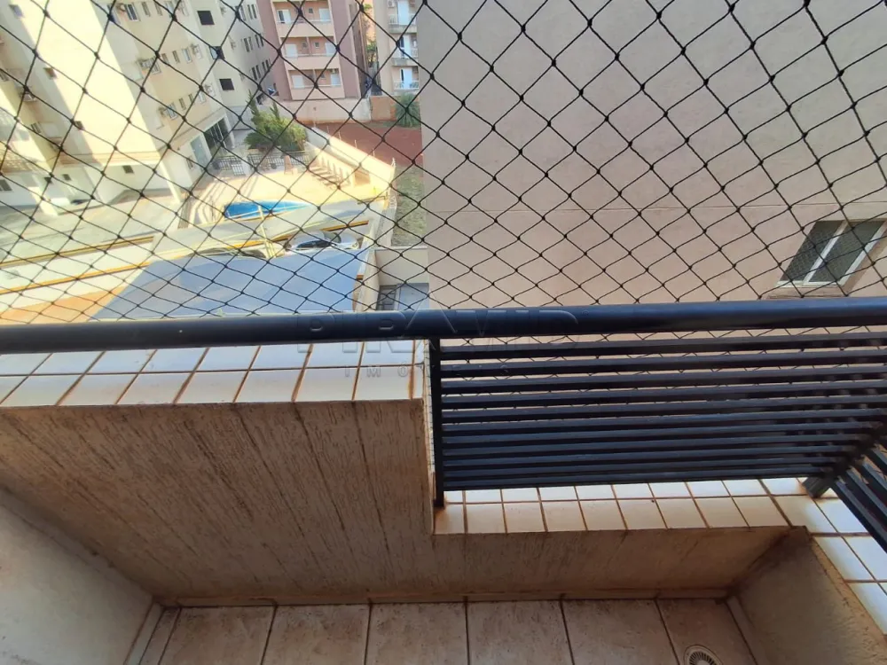Alugar Apartamento / Padr&atilde;o em Ribeir&atilde;o Preto R$ 1.000,00 - Foto 4