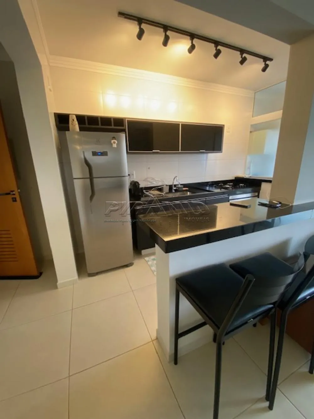 Alugar Apartamento / Padr&atilde;o em Ribeir&atilde;o Preto R$ 2.300,00 - Foto 13
