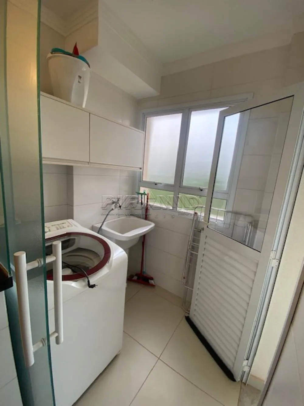 Alugar Apartamento / Padr&atilde;o em Ribeir&atilde;o Preto R$ 2.300,00 - Foto 16