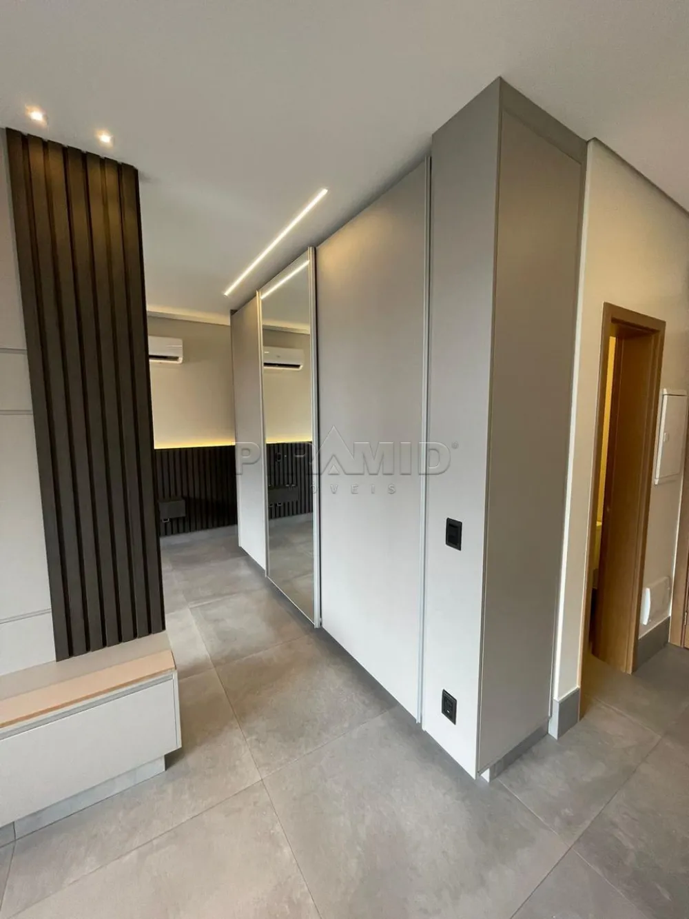 Alugar Apartamento / Padr&atilde;o em Ribeir&atilde;o Preto R$ 3.800,00 - Foto 4