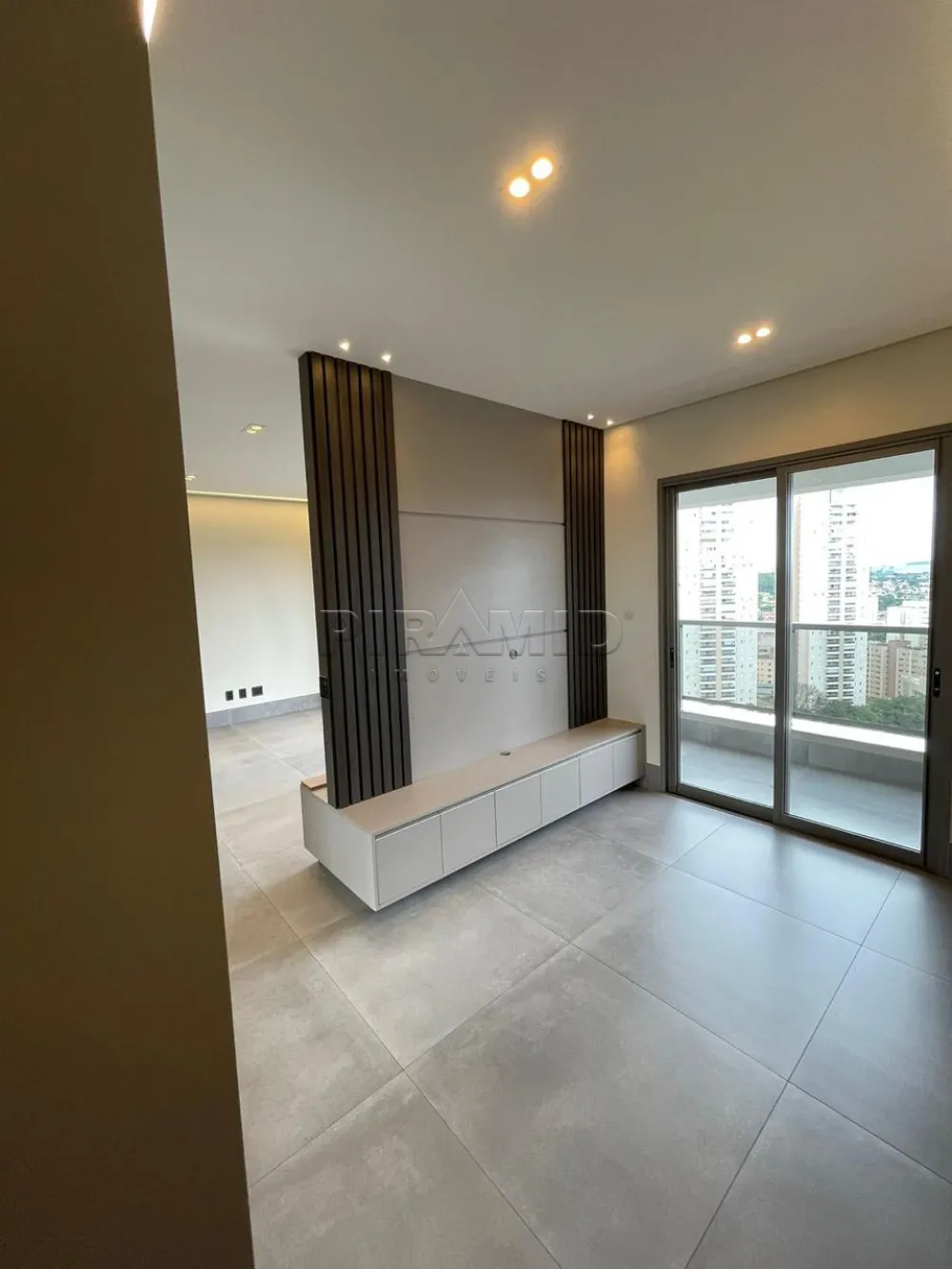 Alugar Apartamento / Padr&atilde;o em Ribeir&atilde;o Preto R$ 3.800,00 - Foto 6