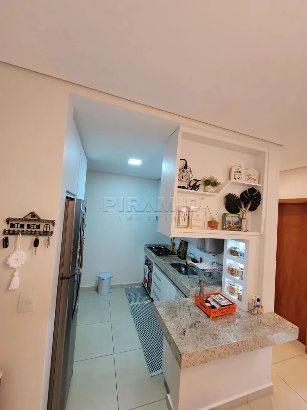 Alugar Apartamento / Padr&atilde;o em Ribeir&atilde;o Preto R$ 4.100,00 - Foto 14