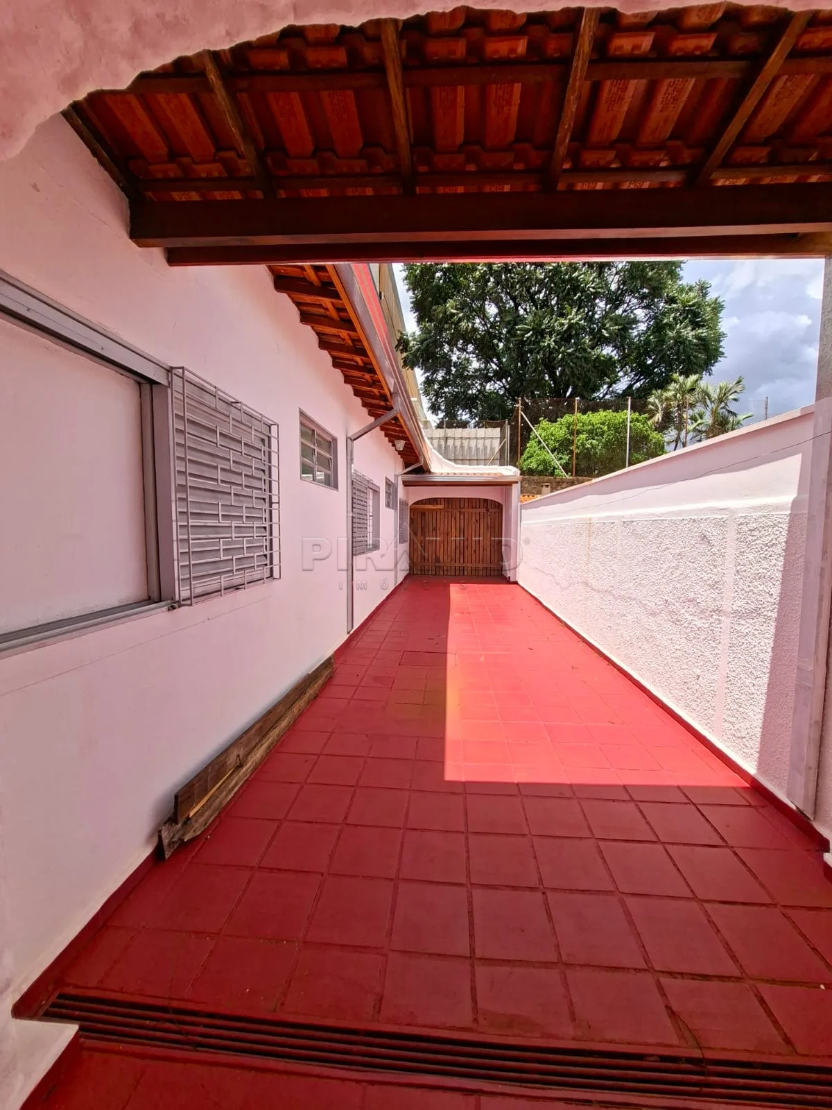 Alugar Casa / Padr&atilde;o em Ribeir&atilde;o Preto R$ 2.100,00 - Foto 9
