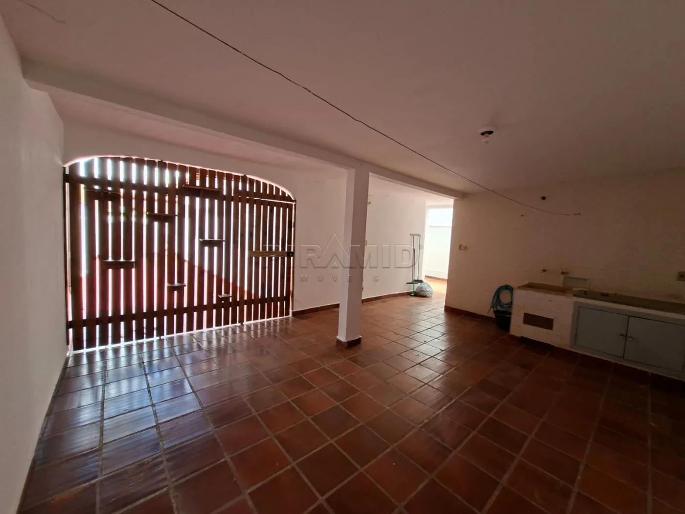 Alugar Casa / Padr&atilde;o em Ribeir&atilde;o Preto R$ 2.100,00 - Foto 32