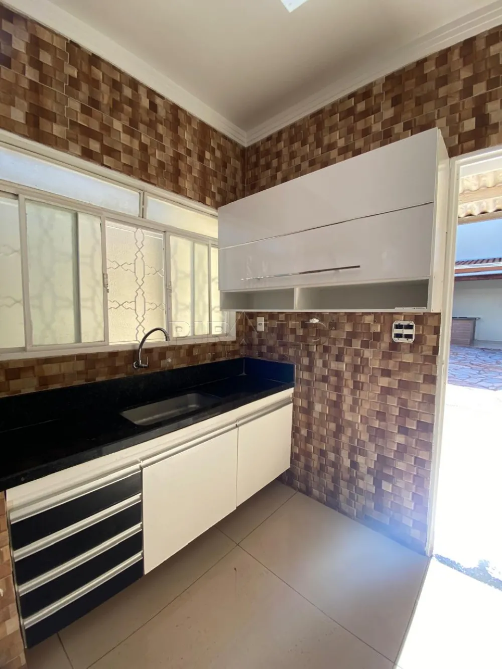 Alugar Casa / Padr&atilde;o em Ribeir&atilde;o Preto R$ 3.300,00 - Foto 13