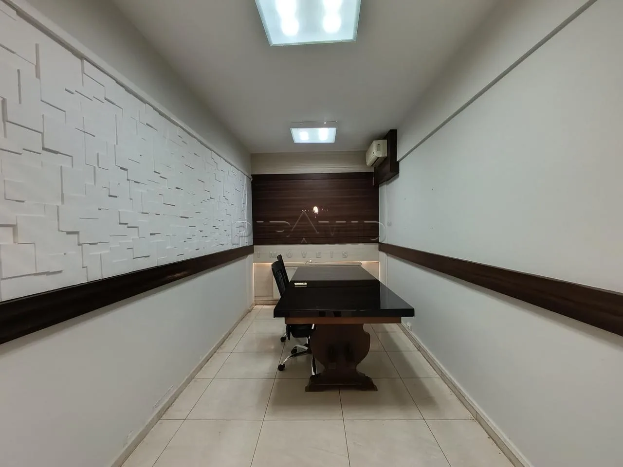 Alugar Comercial / Sala em Ribeir&atilde;o Preto R$ 4.950,00 - Foto 4
