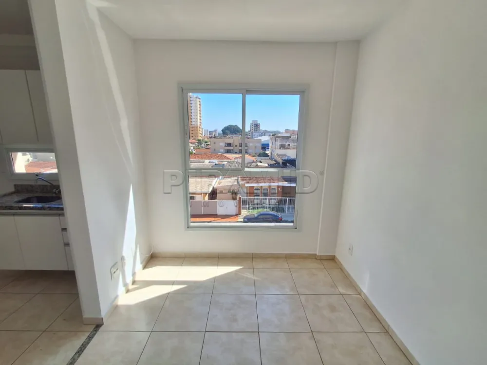 Alugar Apartamento / Padr&atilde;o em Ribeir&atilde;o Preto R$ 1.500,00 - Foto 2