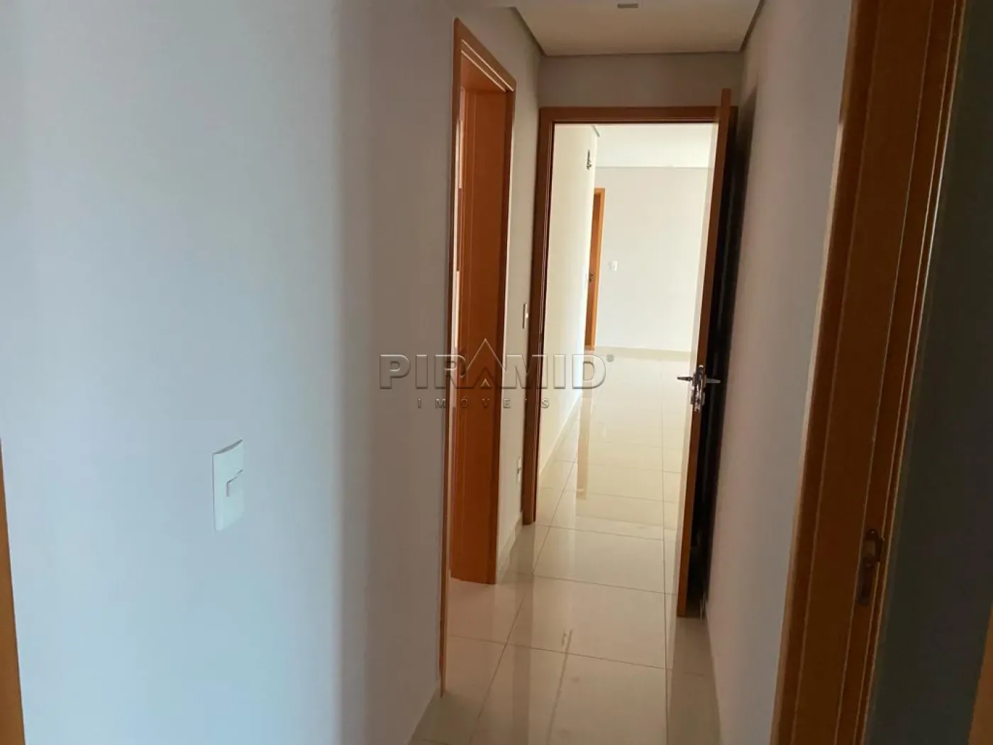Alugar Apartamento / Padr&atilde;o em Ribeir&atilde;o Preto R$ 6.000,00 - Foto 10