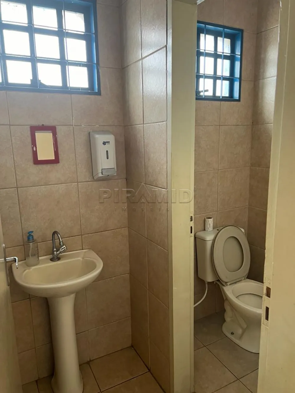 Alugar Comercial / Galp&atilde;o  Barrac&atilde;o em Ribeir&atilde;o Preto R$ 10.900,00 - Foto 12