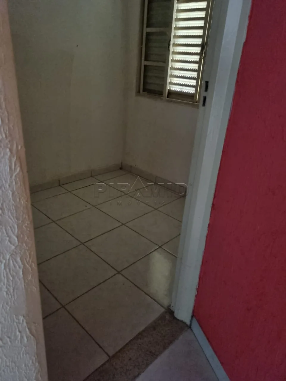 Comprar Casa / Padr&atilde;o em Ribeir&atilde;o Preto R$ 308.000,00 - Foto 8