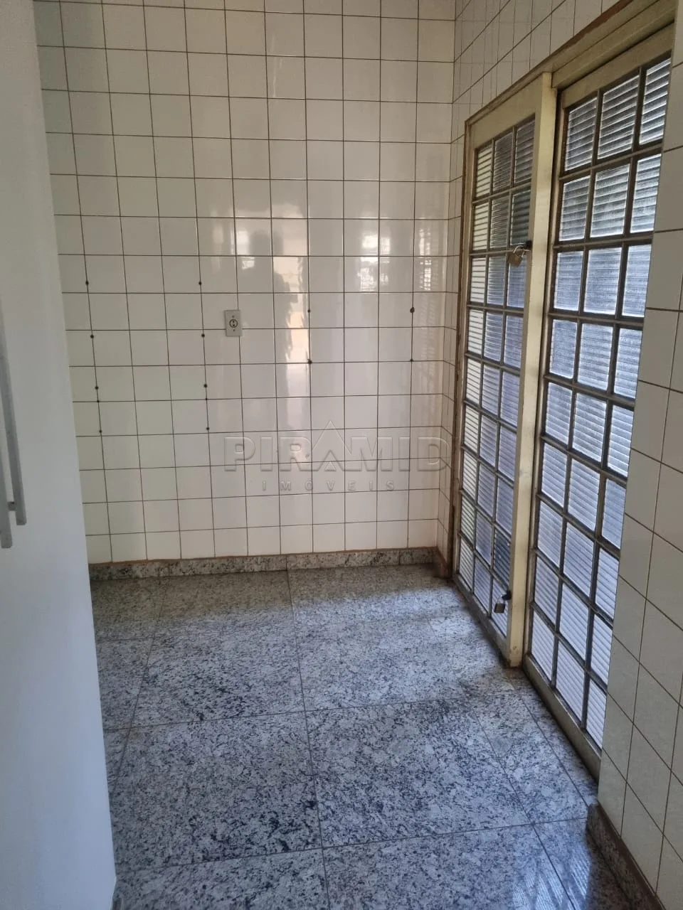 Comprar Casa / Padr&atilde;o em Ribeir&atilde;o Preto R$ 308.000,00 - Foto 13