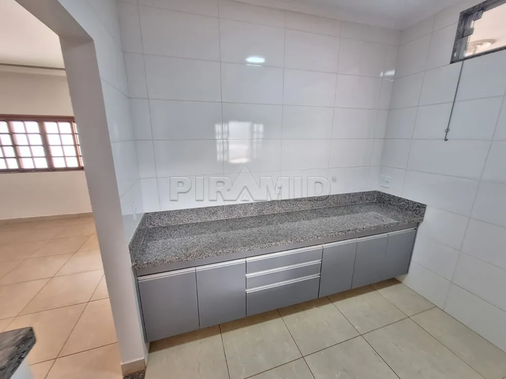 Alugar Casa / Padr&atilde;o em Ribeir&atilde;o Preto R$ 3.600,00 - Foto 18