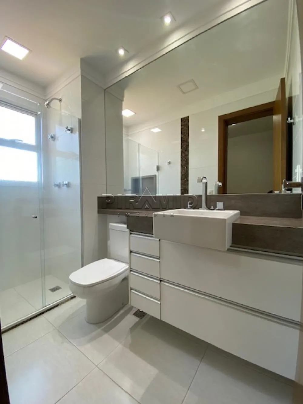 Alugar Apartamento / Padr&atilde;o em Ribeir&atilde;o Preto R$ 4.400,00 - Foto 17