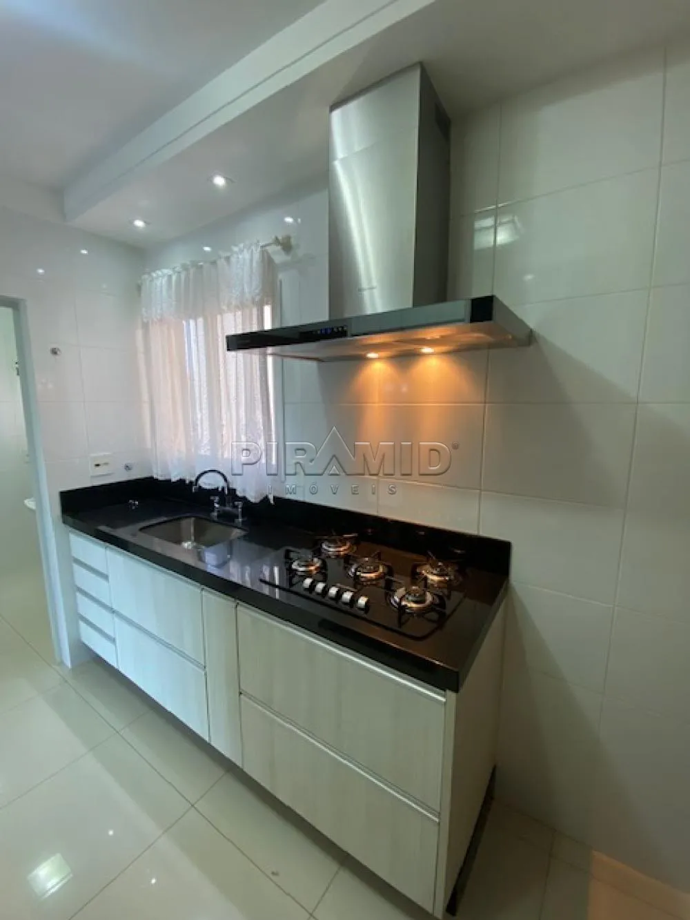 Alugar Apartamento / Padr&atilde;o em Ribeir&atilde;o Preto R$ 4.400,00 - Foto 22