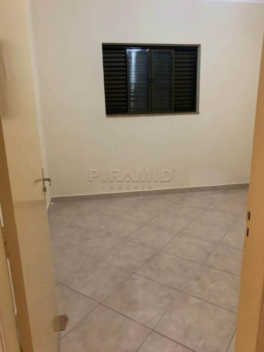 Alugar Casa / Padr&atilde;o em Ribeir&atilde;o Preto R$ 1.400,00 - Foto 11