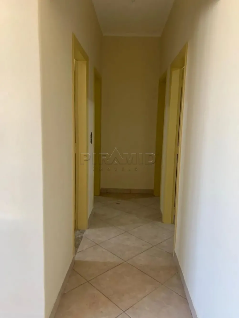Alugar Casa / Padr&atilde;o em Ribeir&atilde;o Preto R$ 1.400,00 - Foto 17