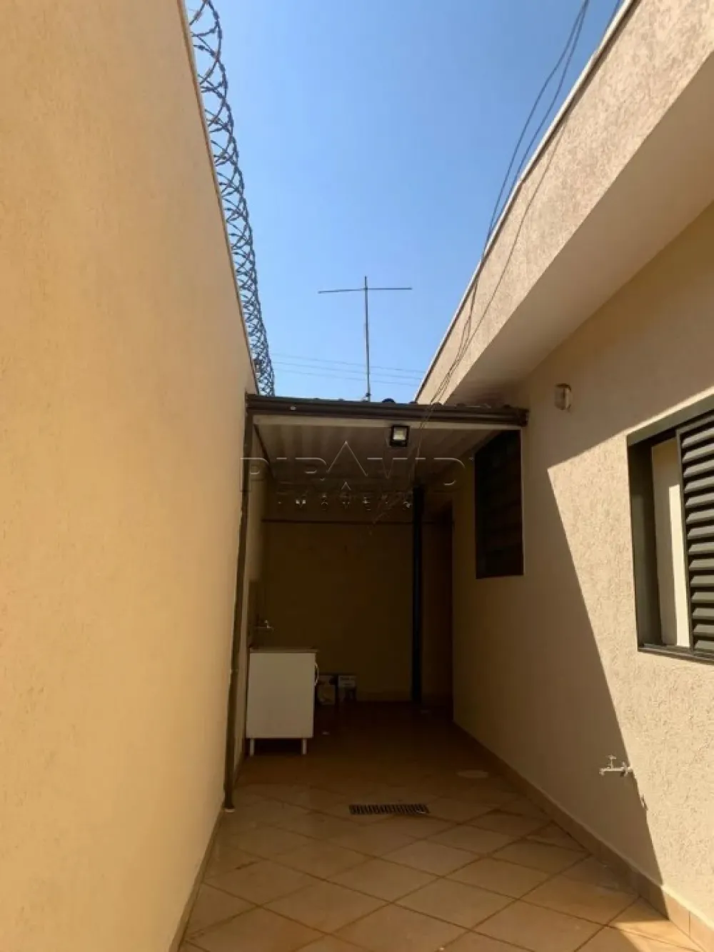 Alugar Casa / Padr&atilde;o em Ribeir&atilde;o Preto R$ 1.400,00 - Foto 24