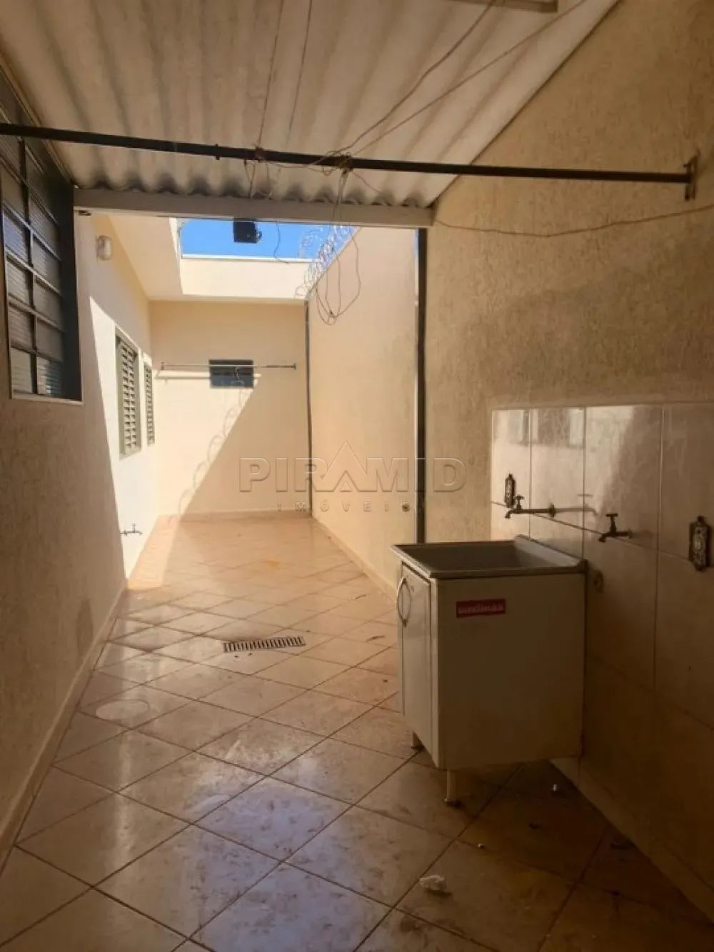 Alugar Casa / Padr&atilde;o em Ribeir&atilde;o Preto R$ 1.400,00 - Foto 22