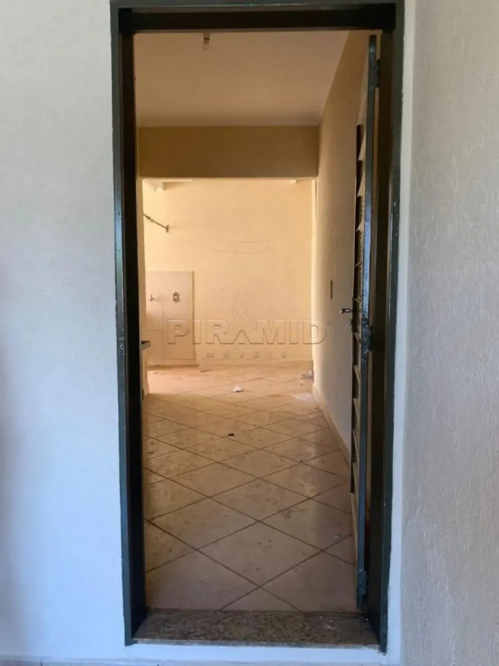 Alugar Casa / Padr&atilde;o em Ribeir&atilde;o Preto R$ 1.400,00 - Foto 21