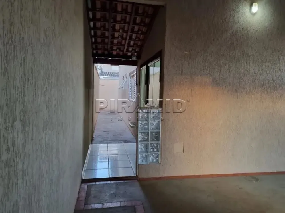 Alugar Casa / Padr&atilde;o em Ribeir&atilde;o Preto R$ 2.700,00 - Foto 4