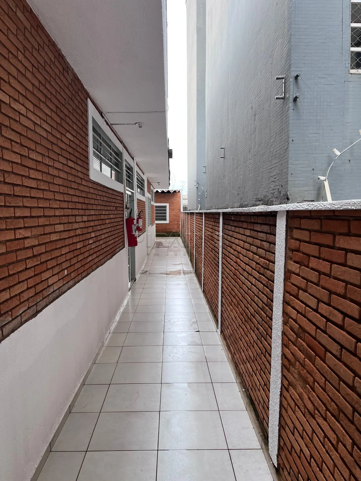 Alugar Comercial / Sal&atilde;o em Ribeir&atilde;o Preto R$ 2.800,00 - Foto 14