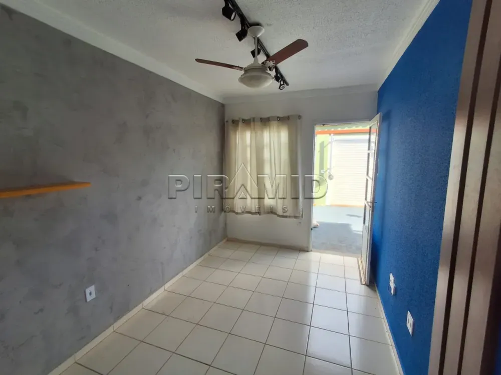 Alugar Casa / Padr&atilde;o em Ribeir&atilde;o Preto R$ 1.500,00 - Foto 4