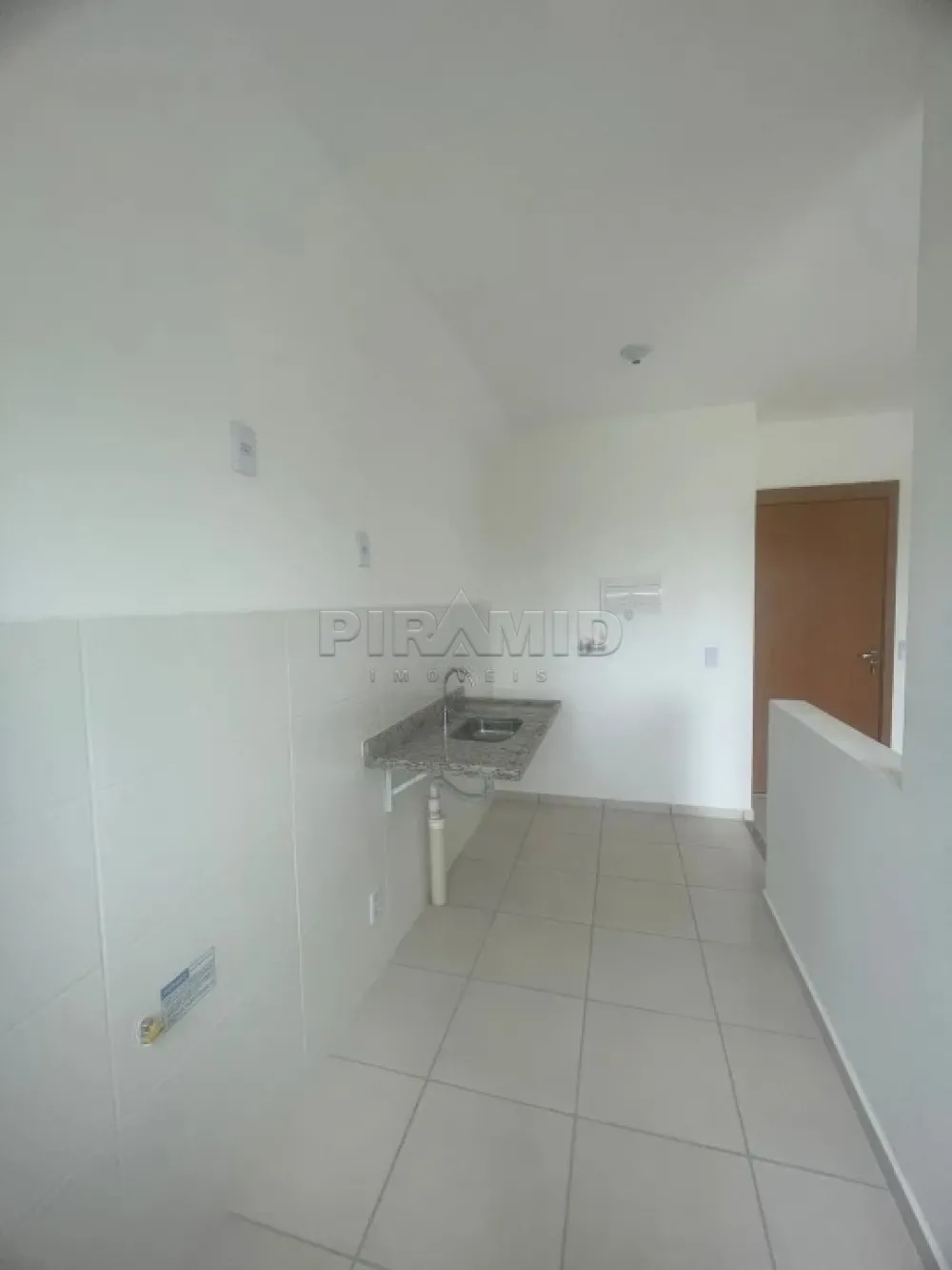 Alugar Apartamento / Padr&atilde;o em Ribeir&atilde;o Preto R$ 1.500,00 - Foto 16